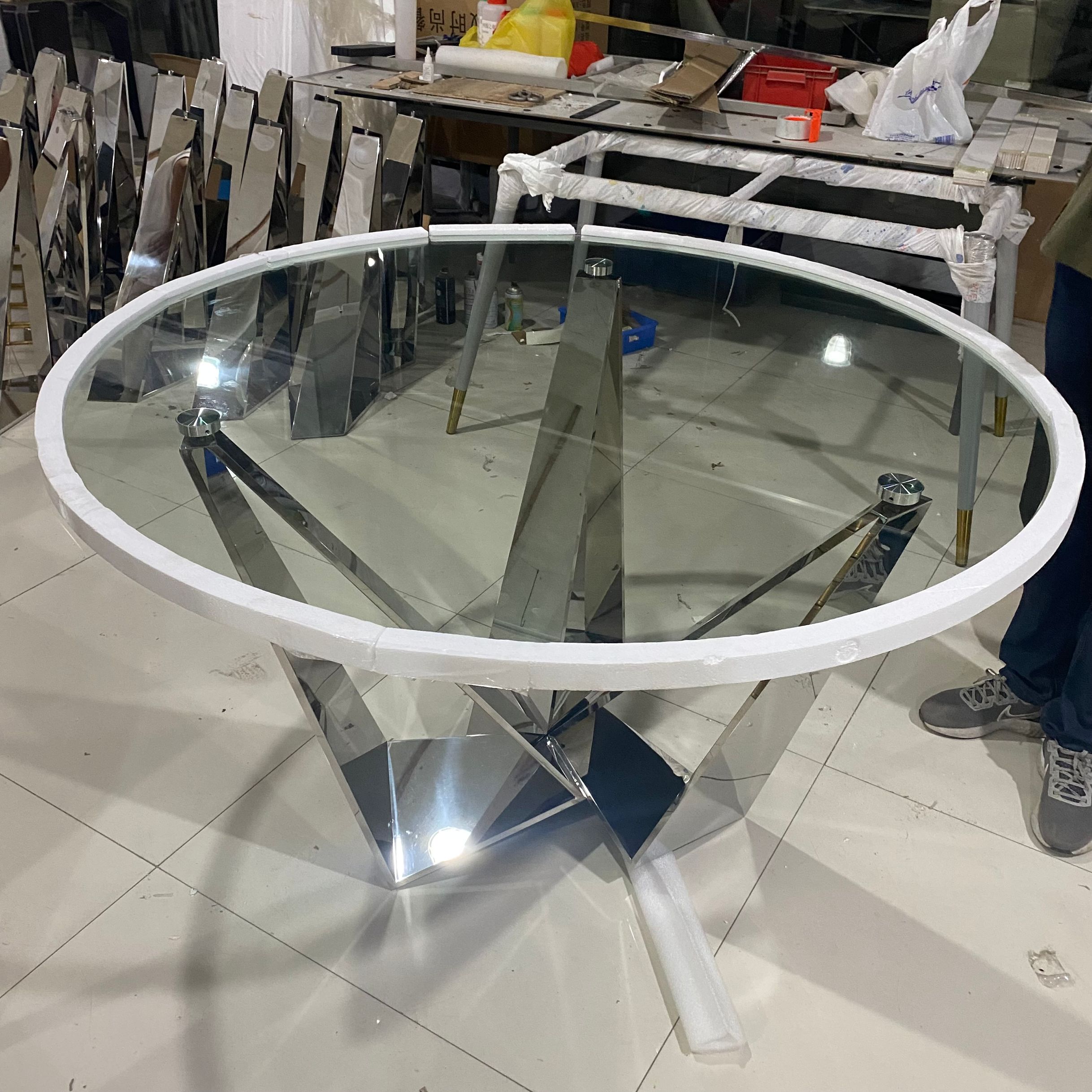 Modern light luxury Dining Room Home Furniture Glass Top stainless steel base dining table